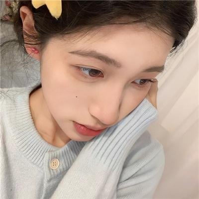 黄阿丽:小眼镜蛇